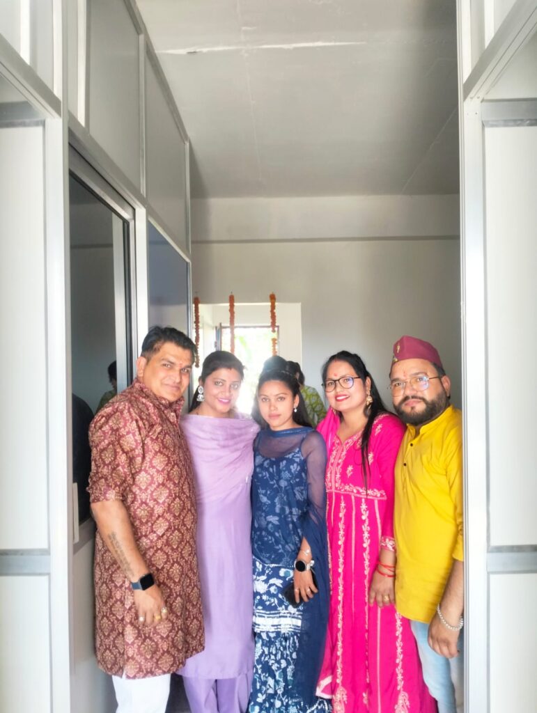 faces behind SIHM