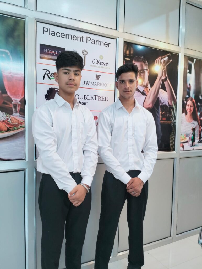 SIHM service students